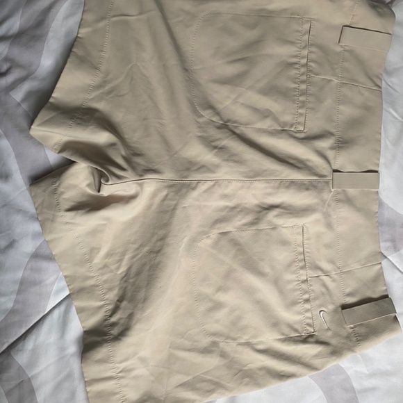 Nike Golf shorts - Picture 2 of 3